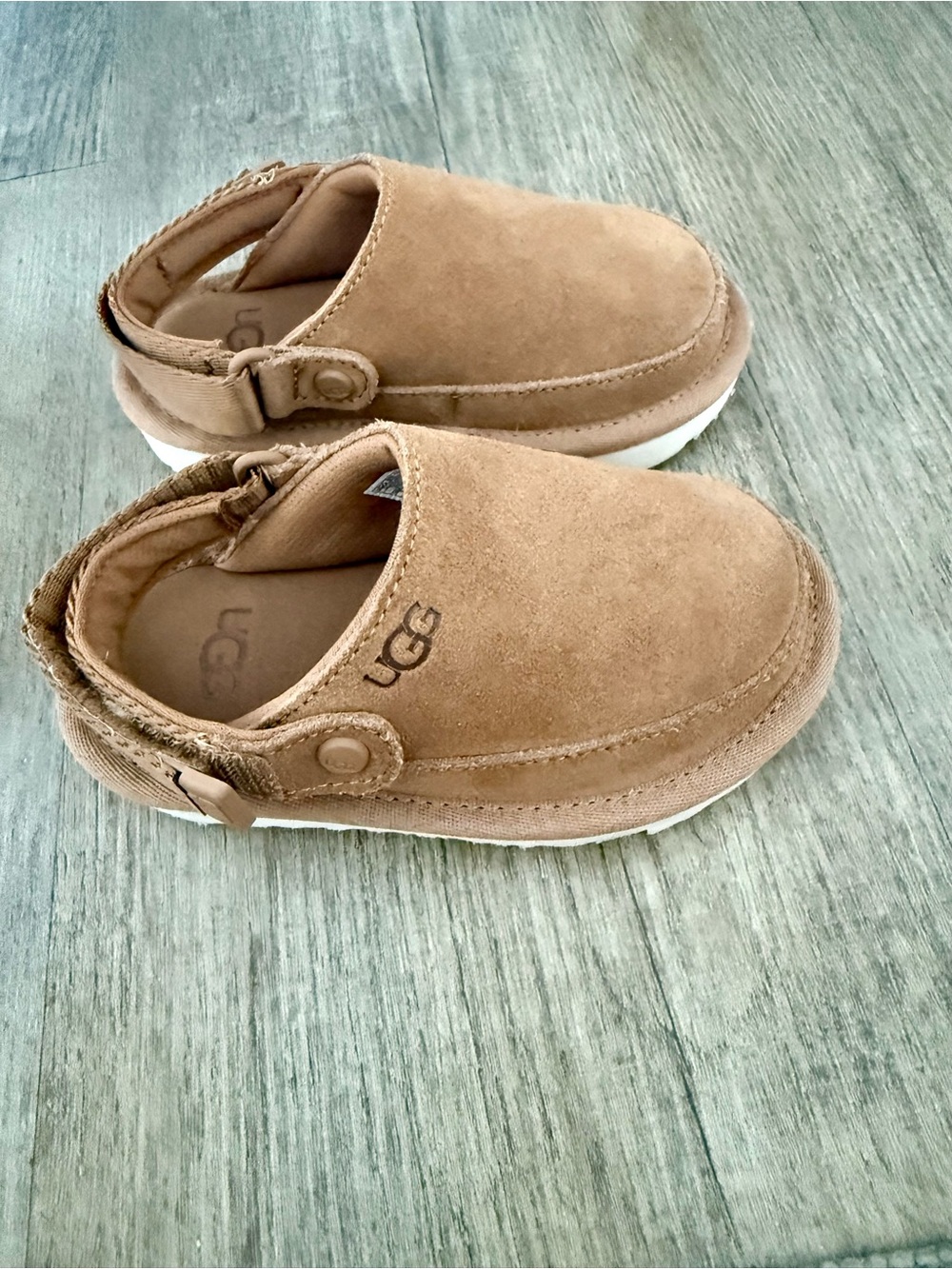 UGG Kids Chestnut Suede Clog Slippers GoldenStar
